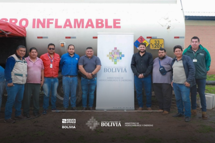 YPFB distribuye 25.000 litros de diésel a productores de Tarija