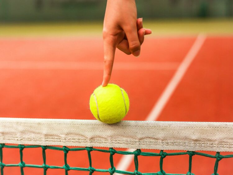 Zverev relanza en el Masters ATP el debate sobre las pelotas de tenis