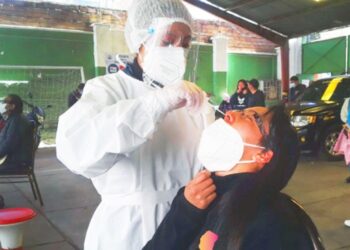 Los casos de COVID-19 suben de 467 a 599 en el país.