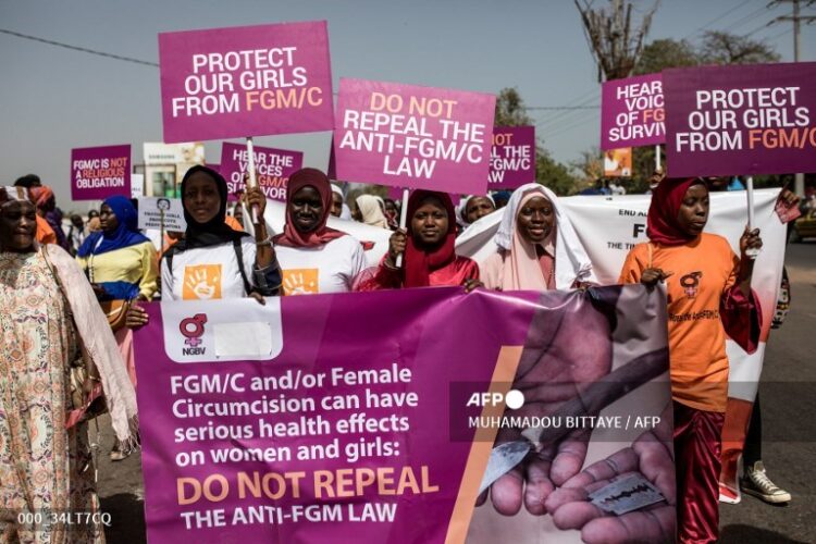 Activistas piden la eliminación de la mutilación genital