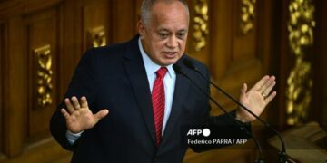 Cabello advirtió al dirigente opositor