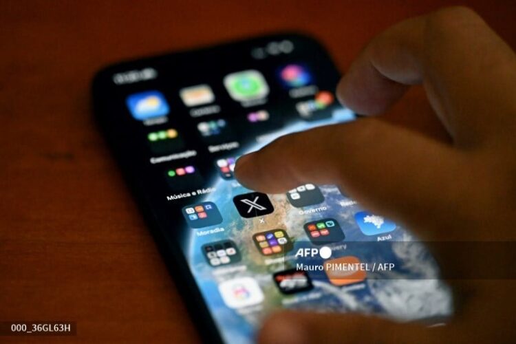 Las plataformas digitales deben aplicar restricciones