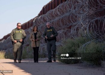 Kamala Harris visitó la frontera con México