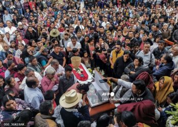 Cientos de personas acompañaron el funeral del religioso