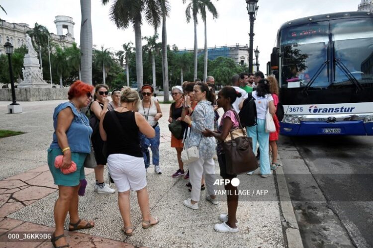 Los turistas no pueden realizar muchas actividades