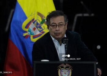 Petro cuestiona las elecciones en Venezuela