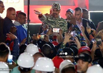 Maduro en un encuentro con los 'colectivos' civiles