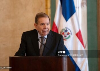 Edmundo González está en República Dominicana