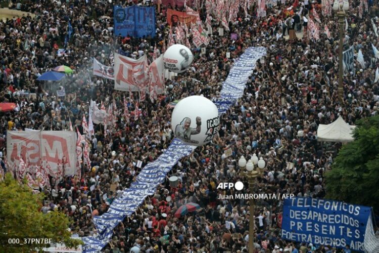 La marcha fue multitudinaria