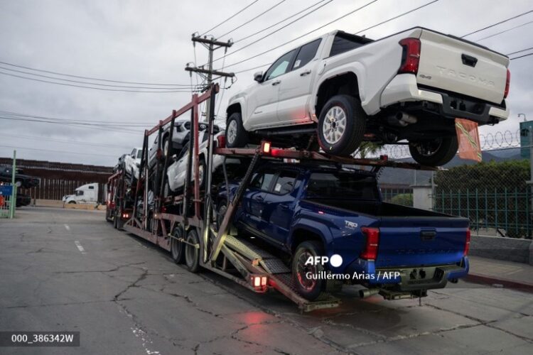 Las acciones de varias marcas automotrices cayeron
