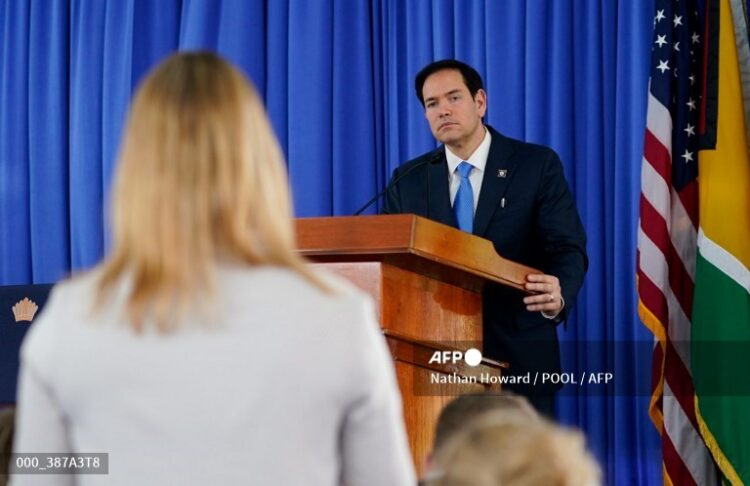 Marco Rubio que cada día se quitan visados