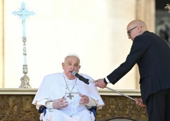 El Papa dio un breve saludo durante el Ángelus