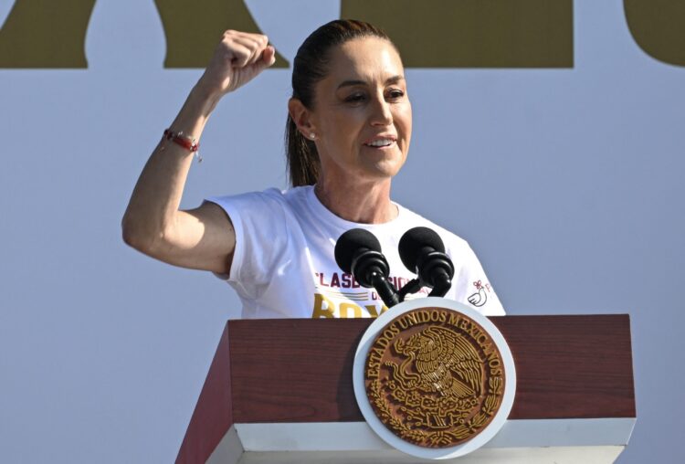 Sheinbaum dio su apoyo a Luisa Gonzales