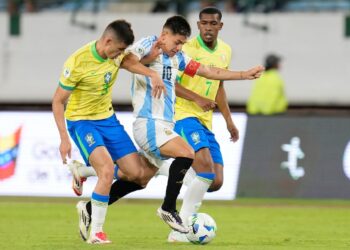 Brasil y Argentina empatan 1-1 y posponen definición del Sudamericano Sub-20