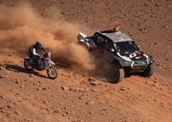 Benavides y Al-Attiyah se acercan al podio tras ganar la 9ª etapa del Dakar
