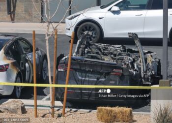Vehículos Tesla fueron incendiados en La Vegas
