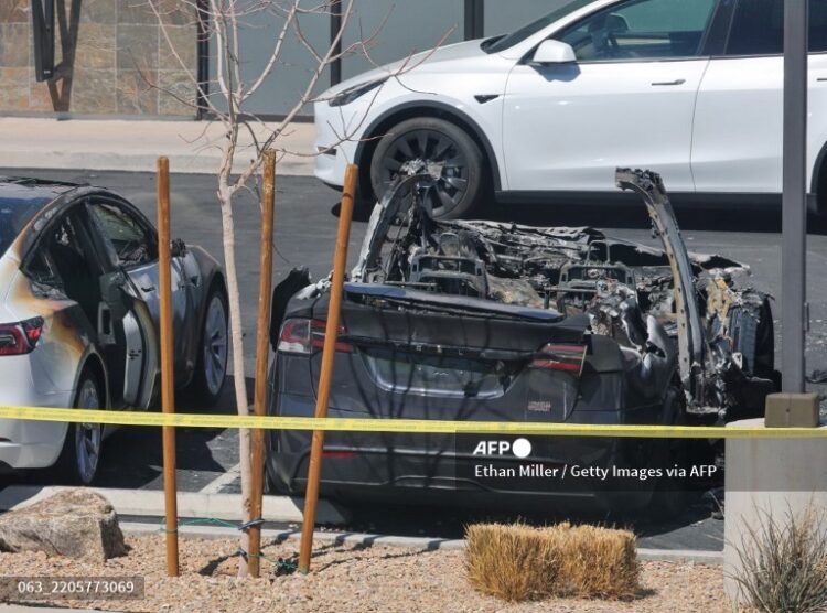 Vehículos Tesla fueron incendiados en La Vegas
