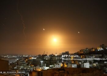Irán lanza misiles contra Israel