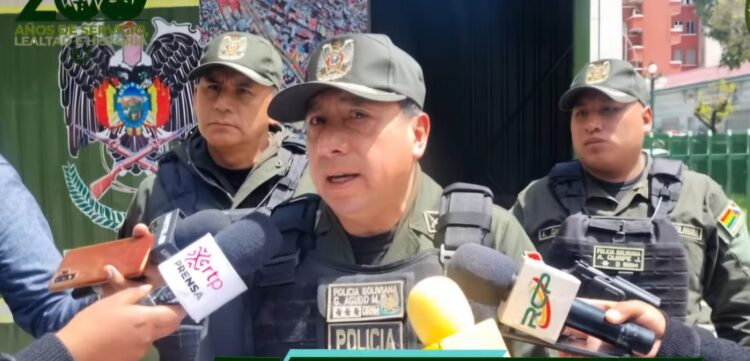 El Comandante Departamental de La Paz, coronel Gunther Agudo