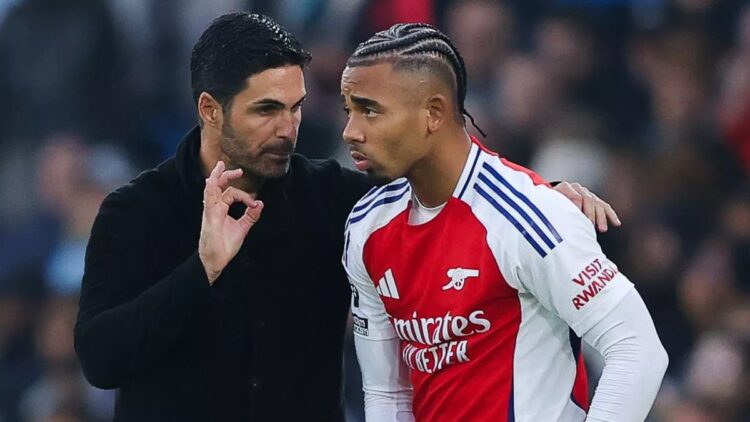 Arteta admite que el Arsenal busca reforzarse tras la lesión de Gabriel Jesus