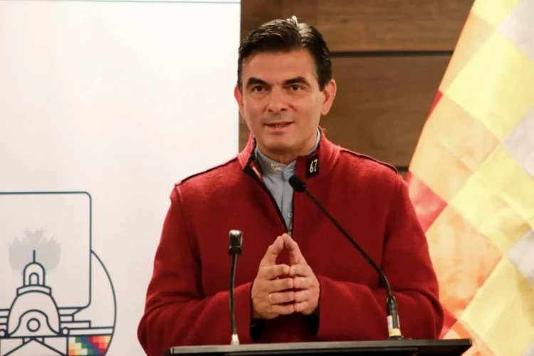 Senador Paz sugiere a Arce olvidarse de su candidatura y convocar a una cumbre económica y social