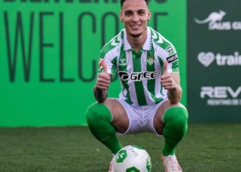Antony hace soñar al Betis, Real Sociedad a certificar su pase a octavos en Europa