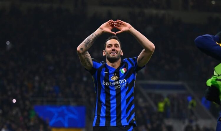 El Inter no da opción al Feyenoord y se cita con el Bayern en cuartos