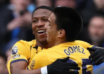 Manchester City tropieza de nuevo al empatar en casa con el Brighton