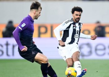 Empate agridulce para Napoli, la Fiorentina golea a la Juventus