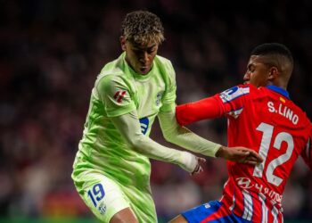 El Barcelona gana 4-2 en su visita al Atlético con una gran remontada