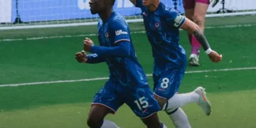 Chelsea se relanza en la carrera por la Champions tras ganar 1-0 al Everton