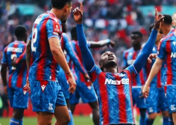 Crystal Palace sorprende al Aston Villa y jugará la final de la FA Cup