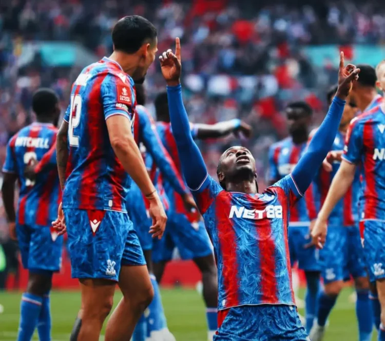 Crystal Palace sorprende al Aston Villa y jugará la final de la FA Cup