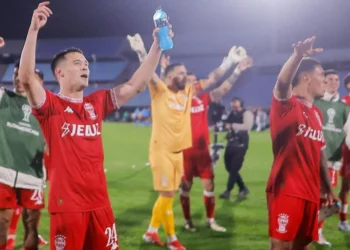 Huracán gana y queda a un paso de octavos de la Sudamericana