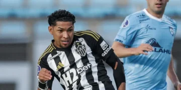 Iquique acaba con el invicto del Mineiro