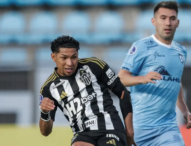 Iquique acaba con el invicto del Mineiro