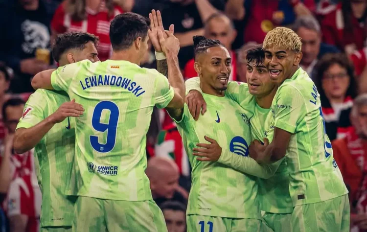 El Barcelona campeón baja el telón con victoria