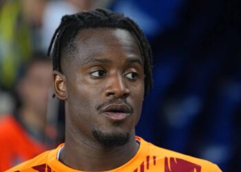 Batshuayi ficha por Eintracht de Fráncfort procedente del Galatasaray