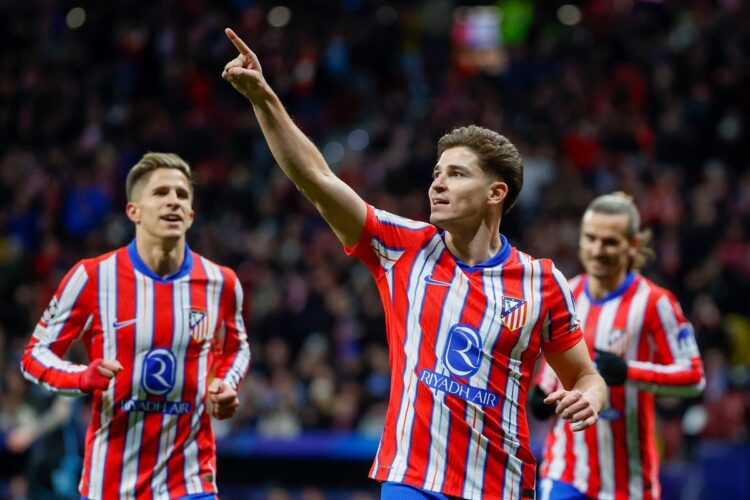 El Atlético arrebata el liderato al Real Madrid tras ganar a Osasuna