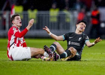 PSV corta el invicto del Liverpool en la Liga de Campeones con una victoria 3-2
