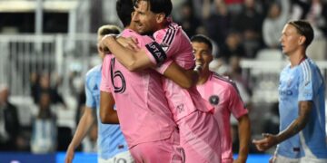 El venezolano Segovia salva un empate para el Inter de Messi en debut en MLS