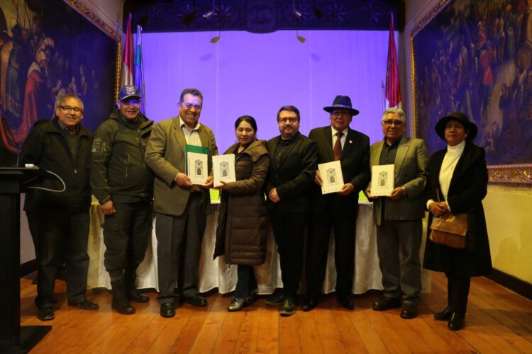 Presentación conmemorativa del libro “Edición Conmemorativa 250 años Casa Nacional de Moneda”.