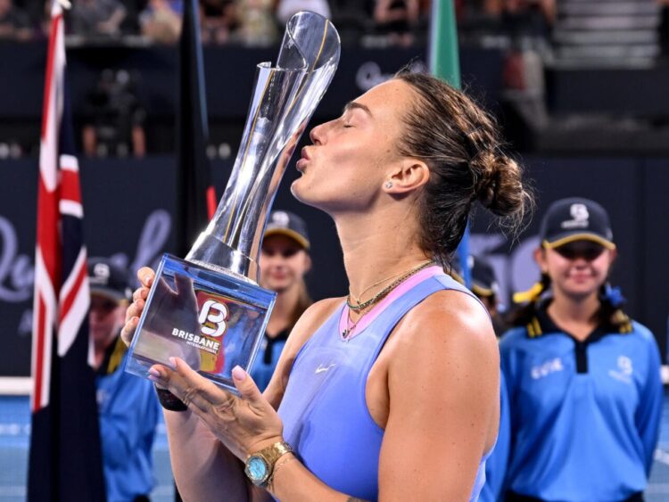 Sabalenka remonta a Kudermetova en Brisbane y suma primer título del año
