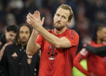 Kane sentencia al Werder Bremen de penal y el Bayern se dispara en la tabla