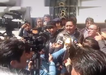 Choferes de La Paz en protesta contra el Concejo de La Paz.