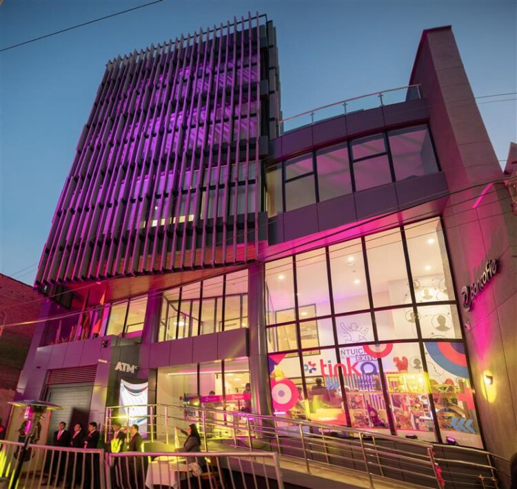 En conmemoración de la Gesta Libertaria de Oruro: Banco FIE inaugura su nuevo “Edificio Sostenible” con una inversión de más de 3 millones de dólares