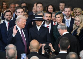 Donald Trump jura como presidente