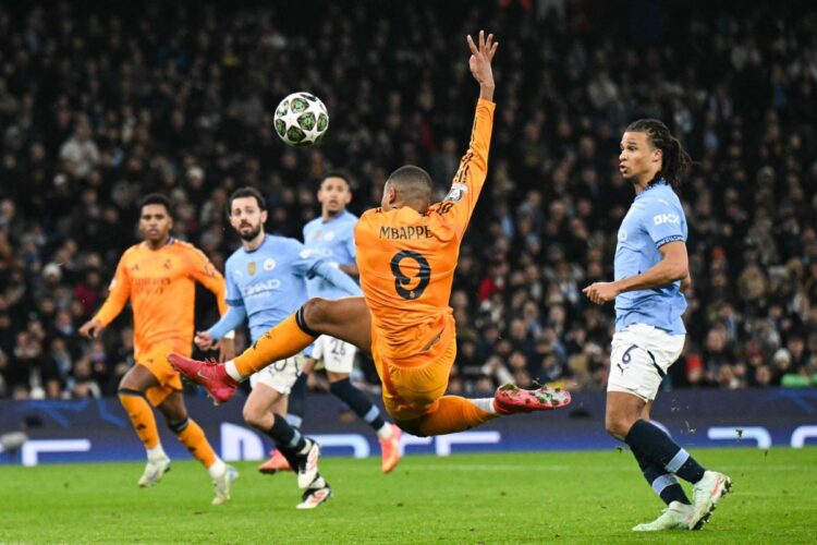 Real Madrid golpea primero, PSG con pie y medio en octavos de Champions