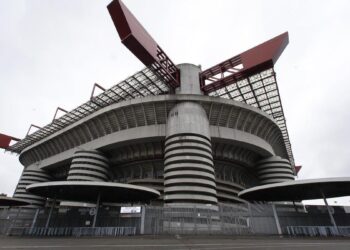 San Siro se queda sin final de Champions 2027 por incertidumbre sobre su futuro