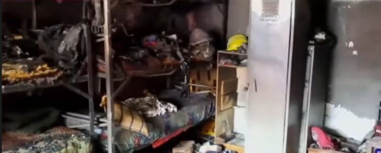 un cortocircuito causó un incendio en la unidad de Bomberos de Quillacollo, Cochabamba.
